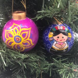6 piezas de adornos navideños de cerámica / adornos Frida & Lele, inspirados en la Talavera del arte mexicano, adornos navideños