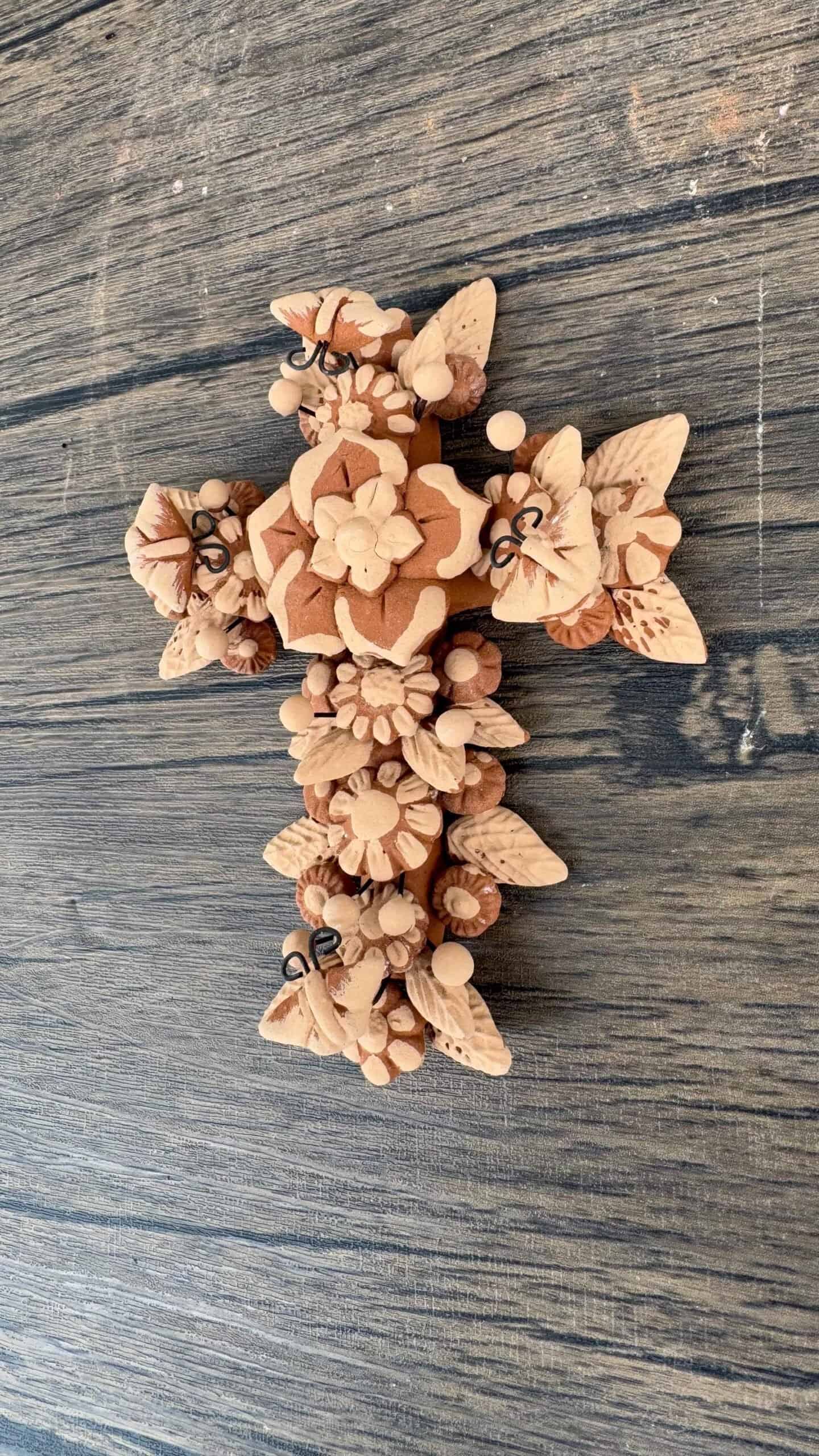 Crucifix, Mexican folk art, Cross Sculpture, Mexican cross, Cross wall hanging, Cross figurine, Decorative cross - Image 3