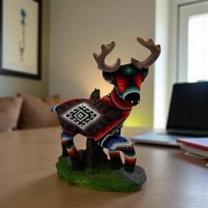 Deer Huichol Sculpture Decoration, Huichol art Wixarika, Nayarit Mexican folk art, Made of resin and beads