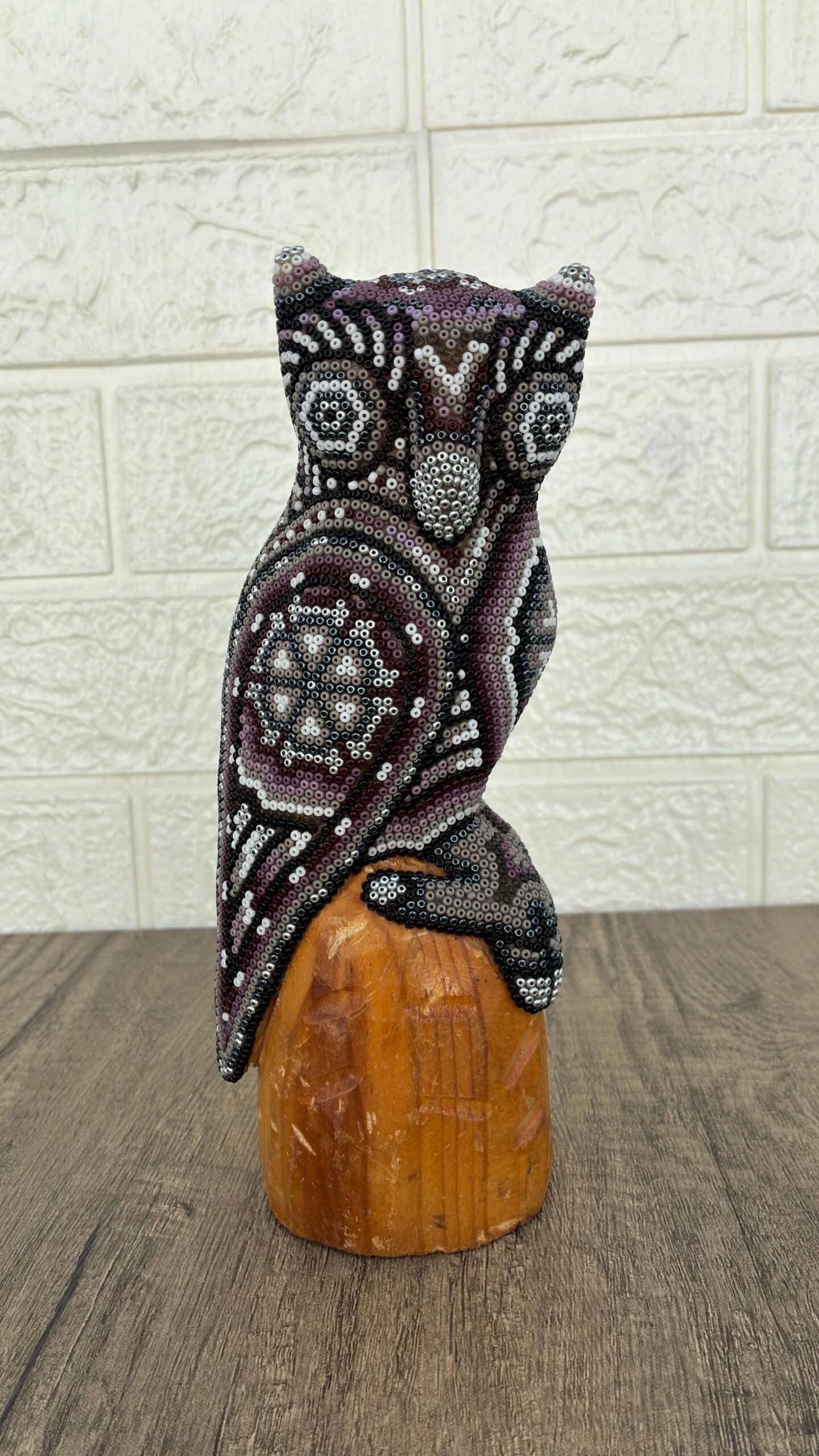 Owl Statue Huichol Sculpture Of Mexican Folk Art, Owl Wixarika As A Mexican Decorative Figure, Made Of Resin And Beads - Image 2
