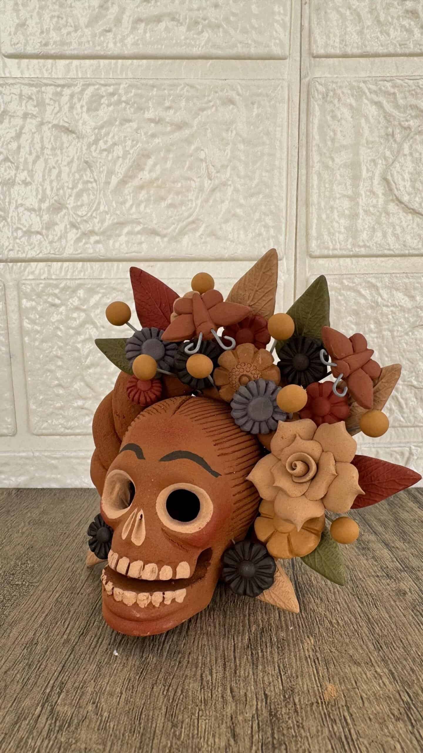 Pigment Clay Skull Día De Los Muertos Frida Artistic Oaxaca México By Artisans Handmade Crafts, Home Decor Folk Art, Pigmentos Naturales - Image 2