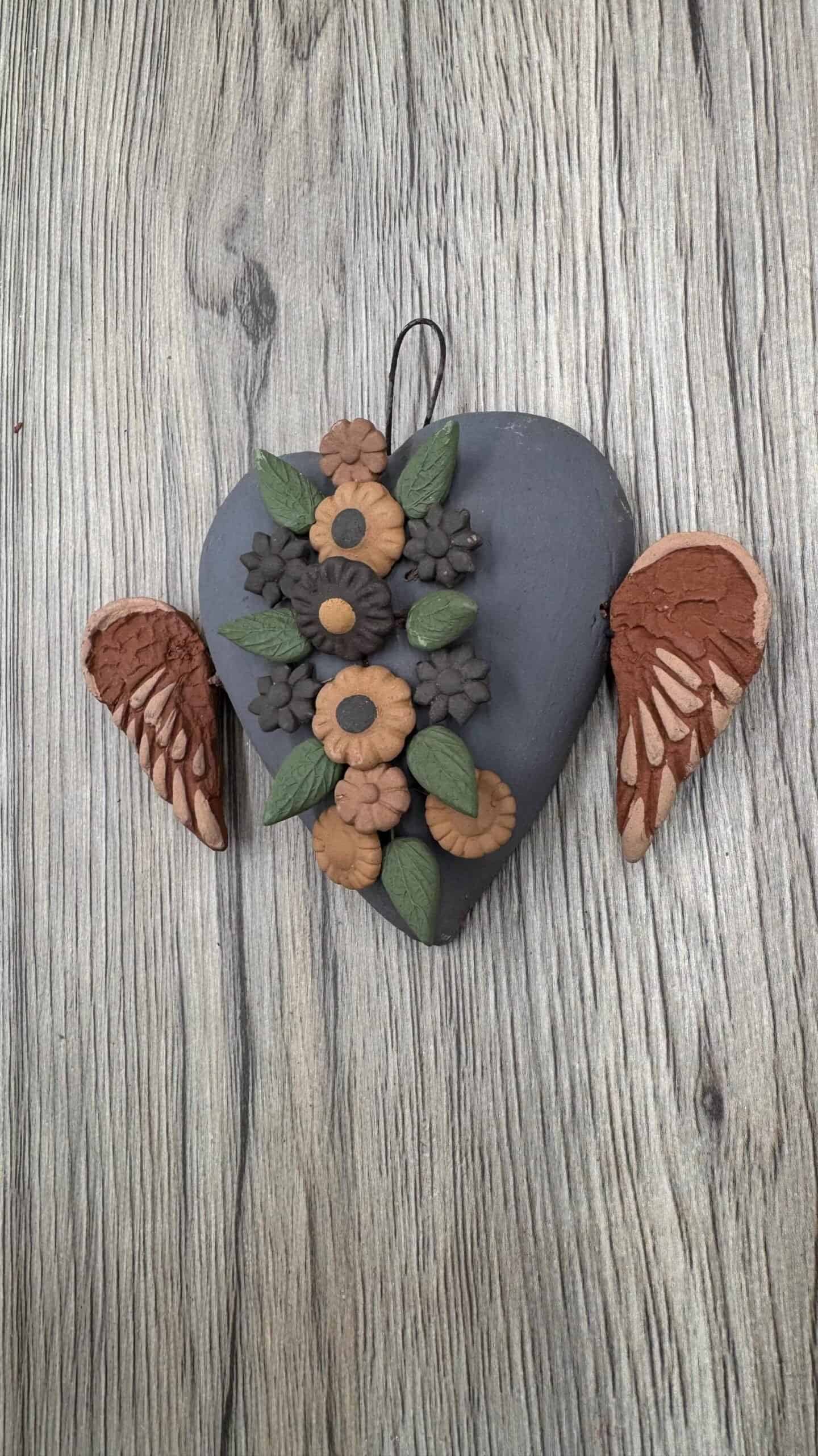 Miniature Clay Heart Wall Hanging Ornament Artistic Metepec México By Artisans Handmade Crafts, Home Decor Folk Art, Pigment Technique - Image 3