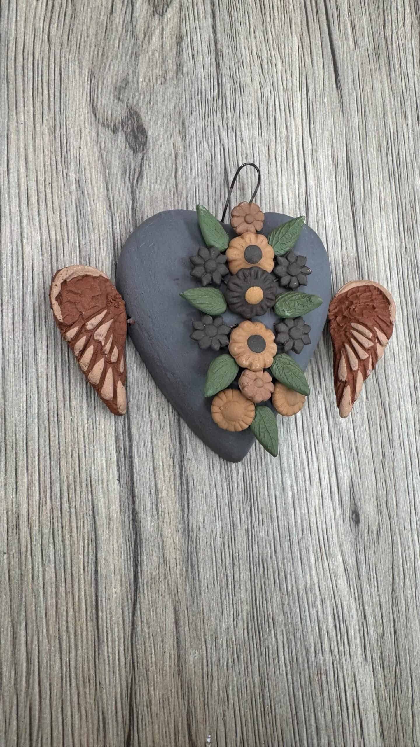 Miniature Clay Heart Wall Hanging Ornament Artistic Metepec México By Artisans Handmade Crafts, Home Decor Folk Art, Pigment Technique - Image 2