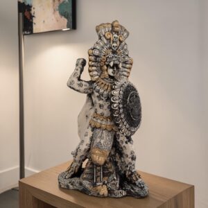 Aztec Warrior In Battle Mexican decoration, Aztec art, Prehispanic, Aztec decor, Mexican statue